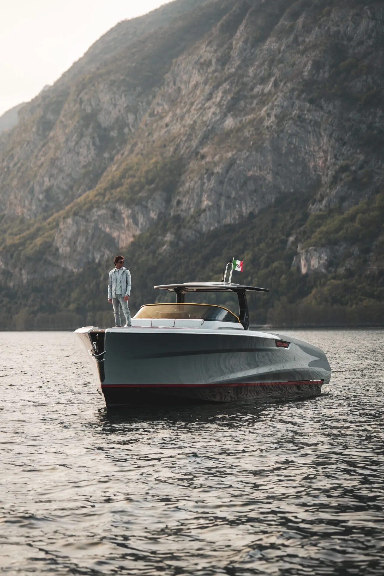 Astor 38 baş güverte