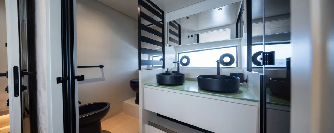 Astor 58 baş güneşlenme alanı