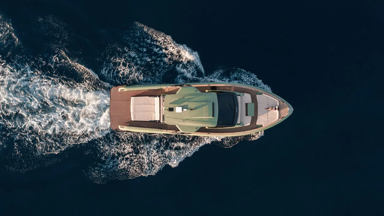 Astor 58 demirdeyken açılmış katlanır bordalar